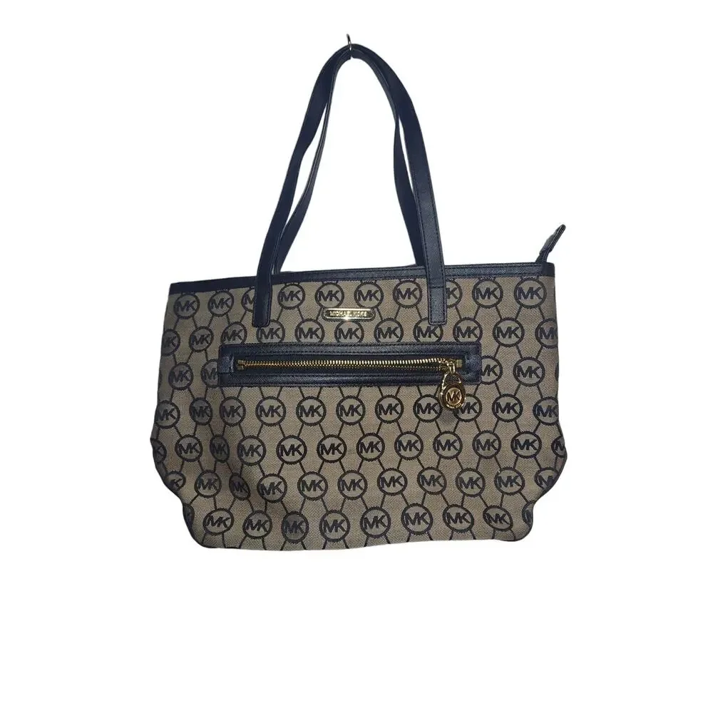 Michael Kors Kempton Purse